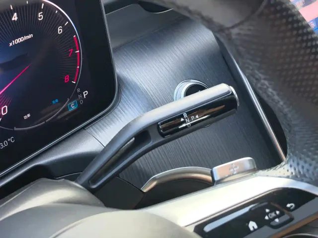 Mercedes-Benz C-Class — Фото автомобиля 16