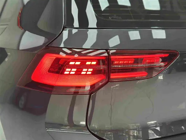 Volkswagen Golf GTI — Фото автомобиля 9