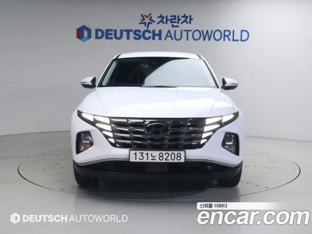 Hyundai Tucson Tucson (NX4) Бензин 1.6 турбо 2WD — Фото автомобиля 2