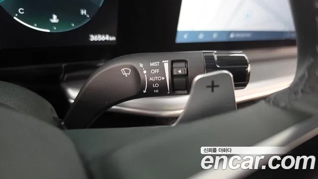 Hyundai Grandeur GN7 — Фото автомобиля 28