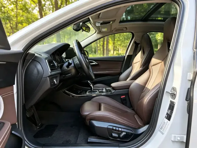 BMW 1 Series — Фото автомобиля 9