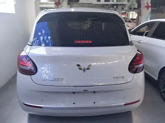 Wuling Bingo — Фото автомобиля 5