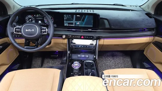 Kia Carnival Generation 4 — Фото автомобиля 10