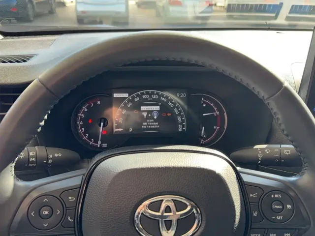 Toyota Wildlander — Фото автомобиля 3