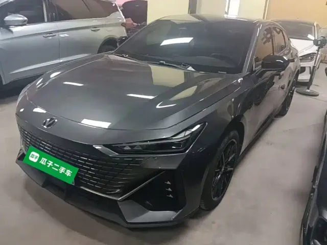Фотография автомобиля — Changan UNI-V
