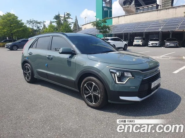 Kia Niro The All New Niro Prestige — Фото автомобиля 2