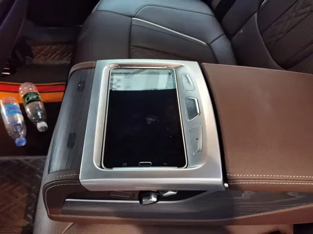 BMW 5 Series — Фото автомобиля 7