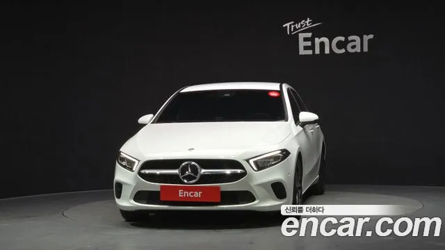 Mercedes-Benz A-Class — Фото автомобиля 3