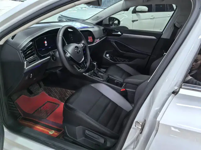 Volkswagen Sagitar — Фото автомобиля 7