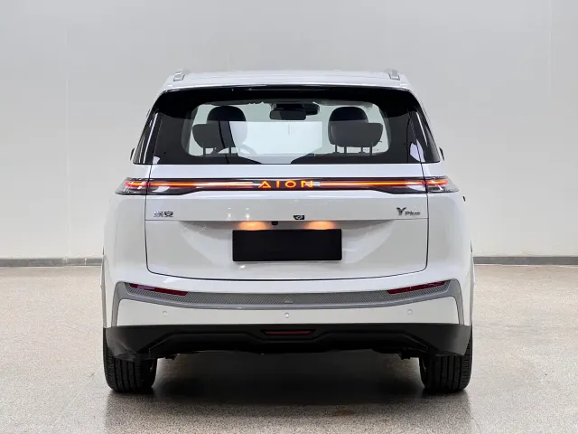 GAC Aion Y — Фото автомобиля 6