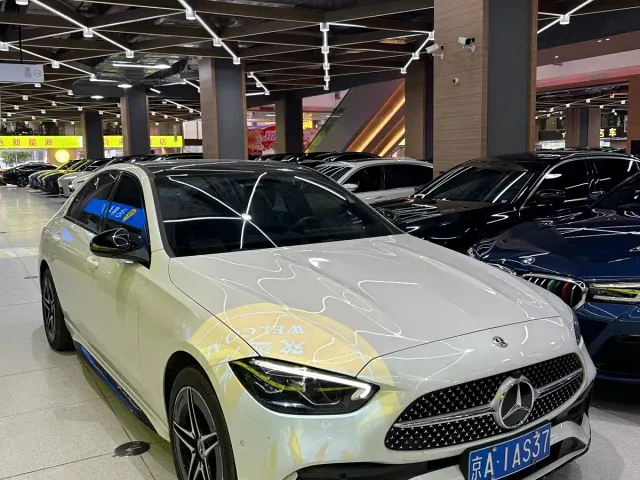 Mercedes-Benz C-Class — Фото автомобиля 3