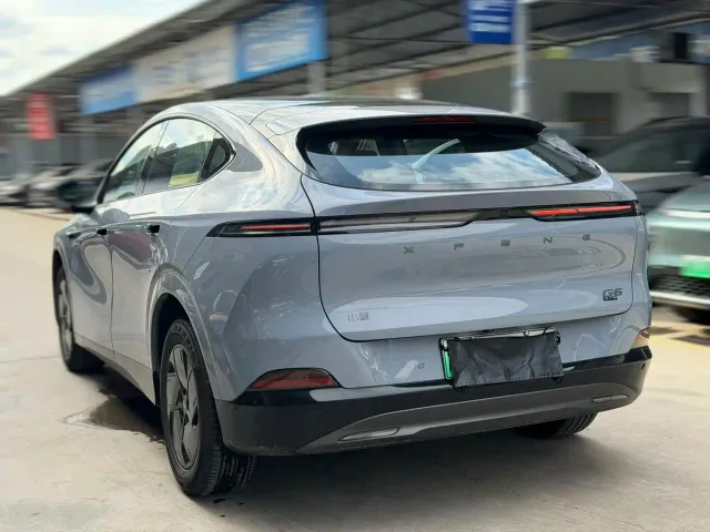 Xpeng G6 — Фото автомобиля 8