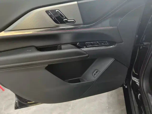 Cadillac XT5 — Фото автомобиля 6