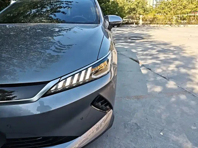 BYD Qin PLUS — Фото автомобиля 23