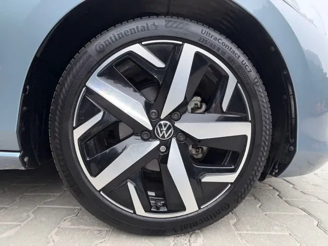 Volkswagen Lamando — Фото автомобиля 8