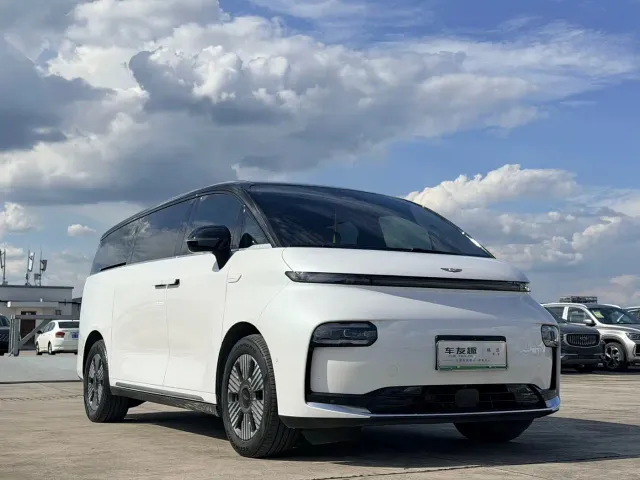 Geely Yizhen L380 — Фото автомобиля 3