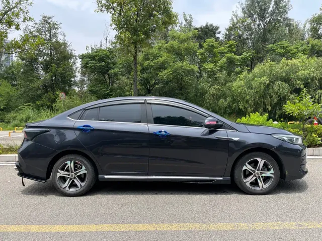Chery Arrizo 5 PLUS — Фото автомобиля 4