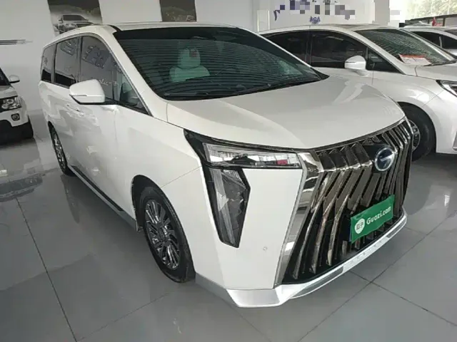 GAC Trumpchi M8 — Фото автомобиля 3