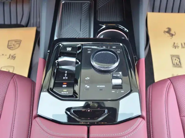 BMW 5 Series — Фото автомобиля 8