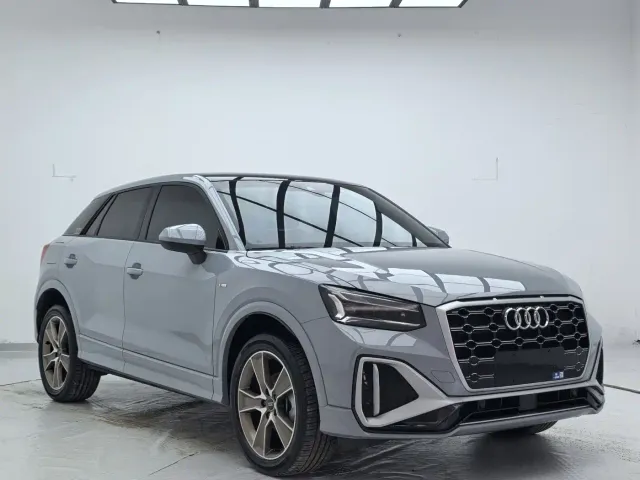 Audi Q2L — Фото автомобиля 3
