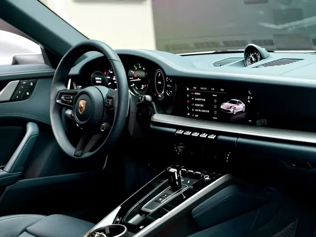 Porsche 911 — Фото автомобиля 10