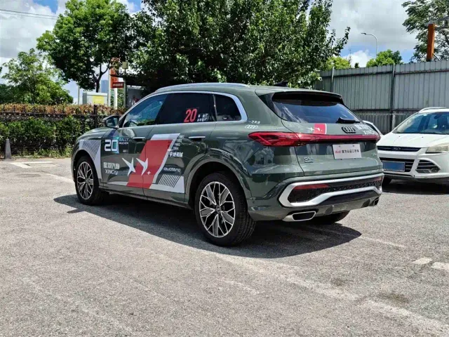 Audi Q5L — Фото автомобиля 3