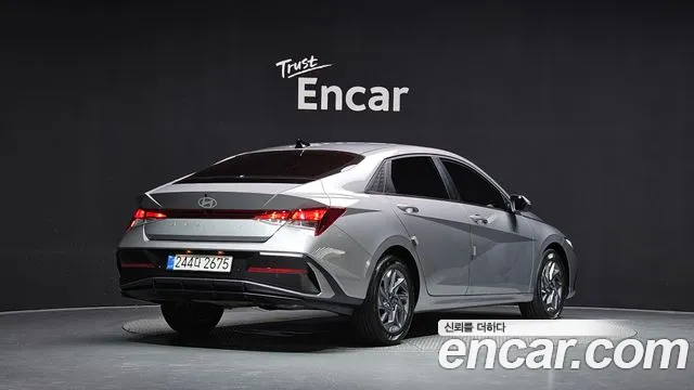 Hyundai AVANTE Новый Avante (CN7) — Фото автомобиля 2