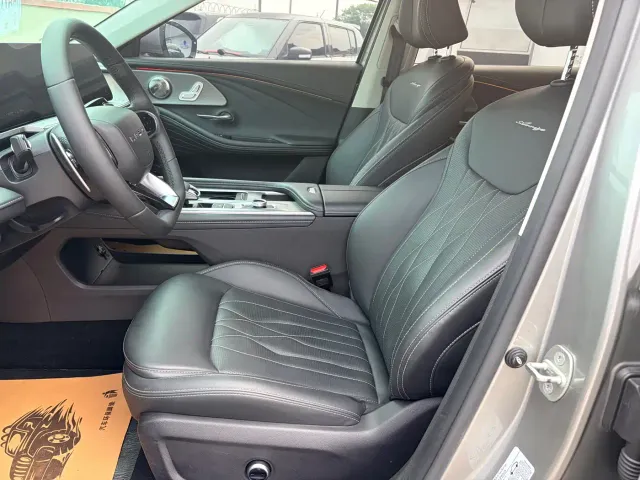 Chery Arrizo 8 — Фото автомобиля 9