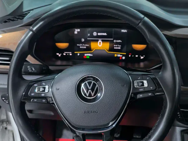Volkswagen Tharu — Фото автомобиля 12