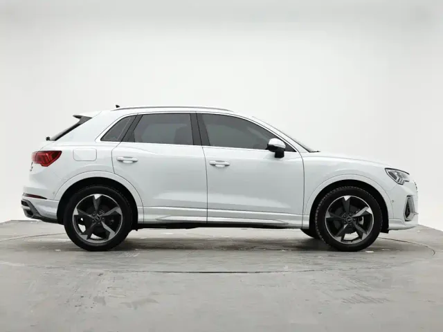 Audi Q3 — Фото автомобиля 5
