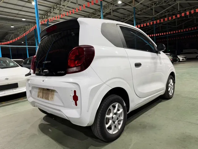 Roewe Clever — Фото автомобиля 6