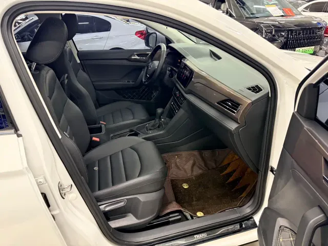 Volkswagen Tharu — Фото автомобиля 14