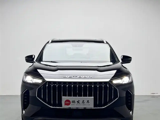 Jetour X70 Plus — Фото автомобиля 2