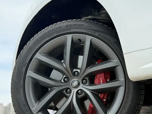 Land Rover Range Rover Sport — Фото автомобиля 14
