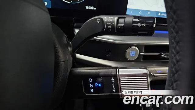 Hyundai Grandeur GN7 — Фото автомобиля 9