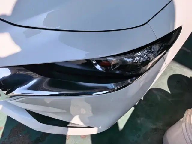 Mazda Axela — Фото автомобиля 5