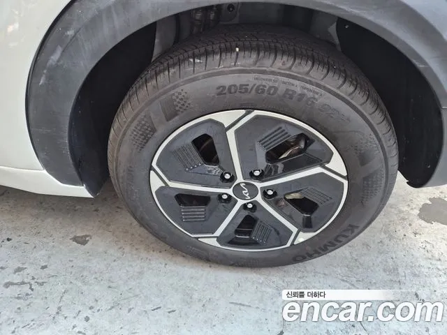 Kia Niro The All New Niro — Фото автомобиля 14