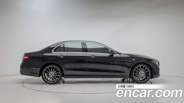 Mercedes-Benz E-Class W213 — Фото автомобиля 9