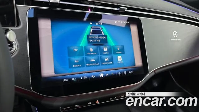 Mercedes-Benz E-Class — Фото автомобиля 11
