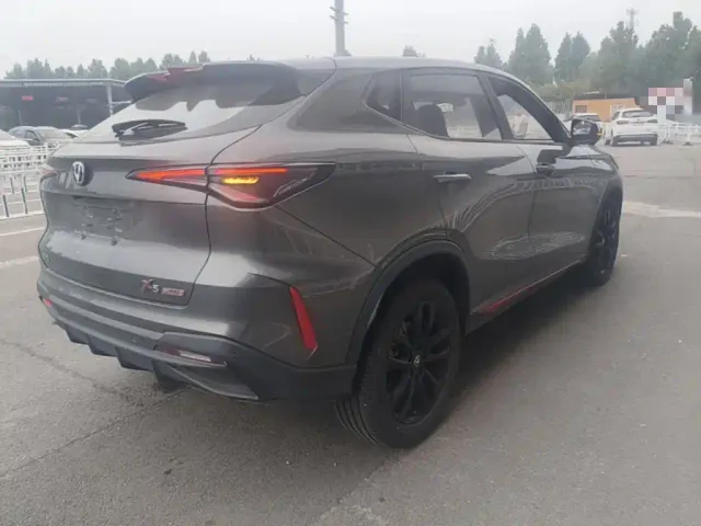 Changan X5 Plus — Фото автомобиля 6