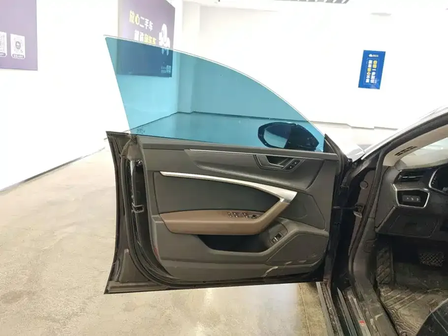 Audi Audi A7L 2024 45TFSI S-line Dream Edition Crystal Package — Фото автомобиля 7