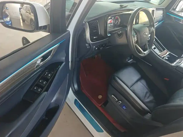 GAC Trumpchi M8 — Фото автомобиля 15