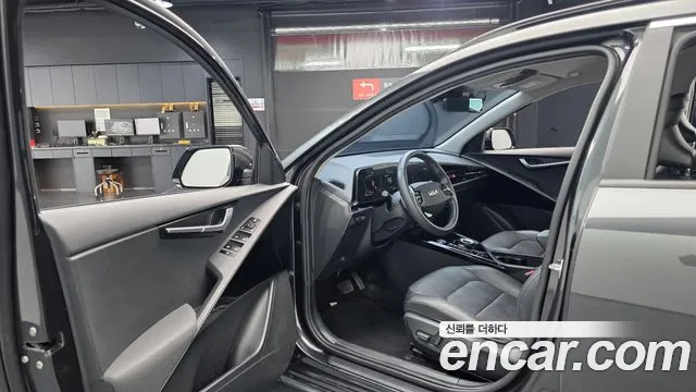 Kia Niro The All New — Фото автомобиля 15