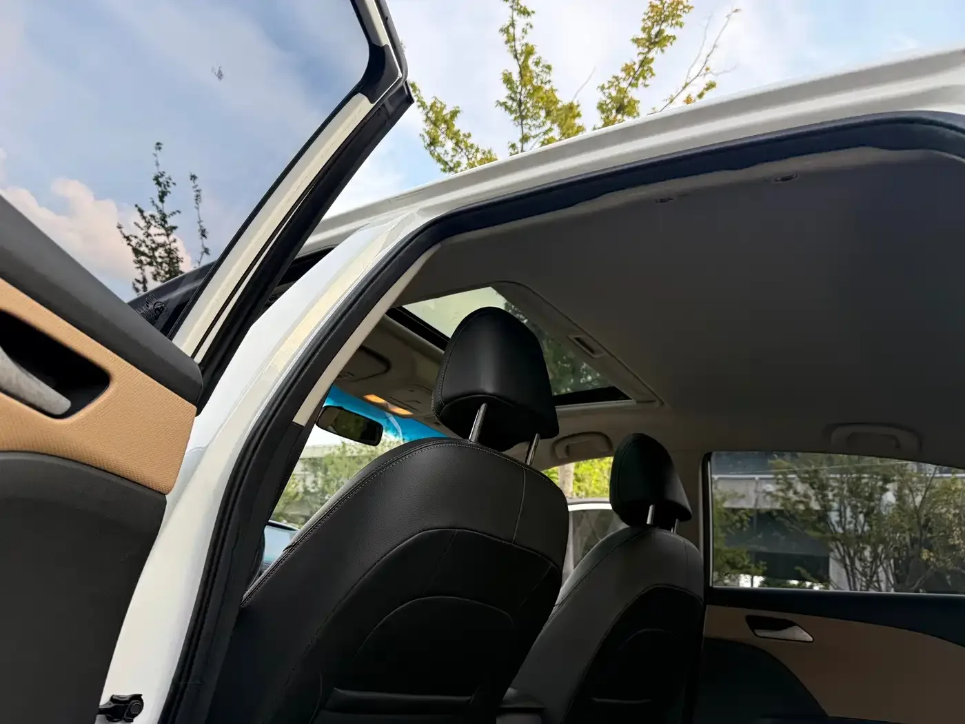 Chevrolet Monza 2022 320 Automatic Enjoyment Sunroof Edition — Фото автомобиля 15
