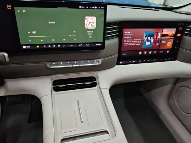 IM Motors LS6 — Фото автомобиля 12