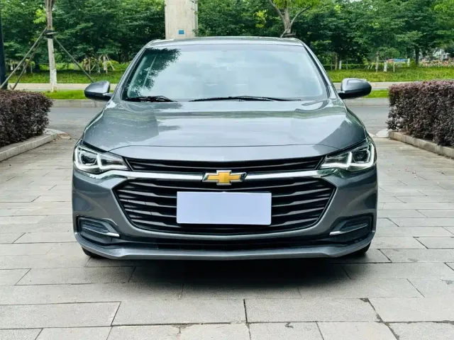 Chevrolet Monza — Фото автомобиля 2