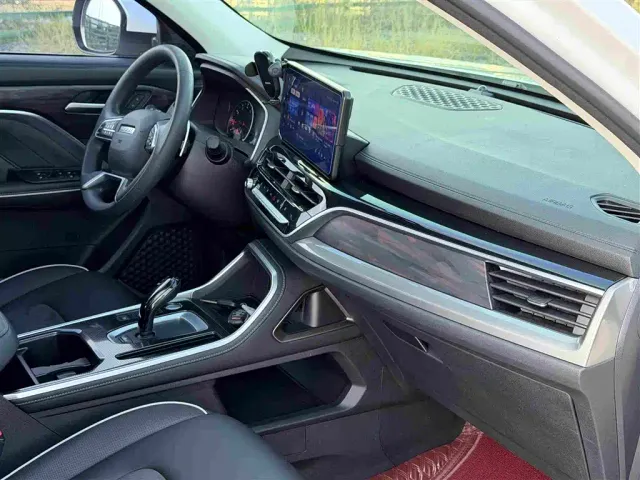 Haval H6 — Фото автомобиля 12