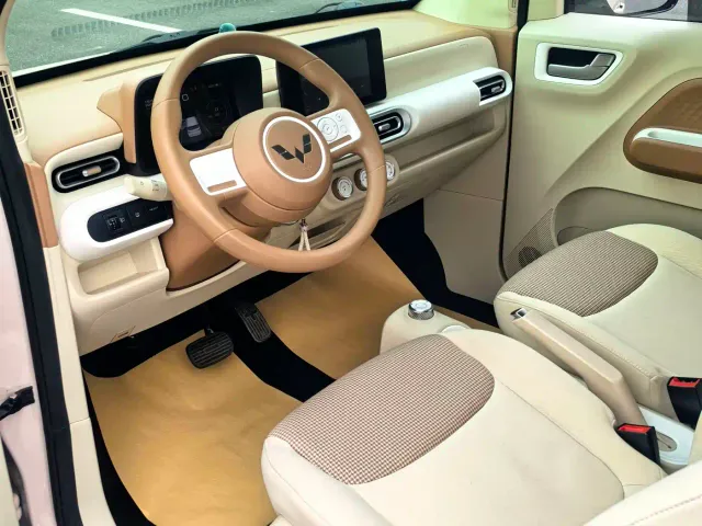 Wuling Hongguang Mini EV — Фото автомобиля 4