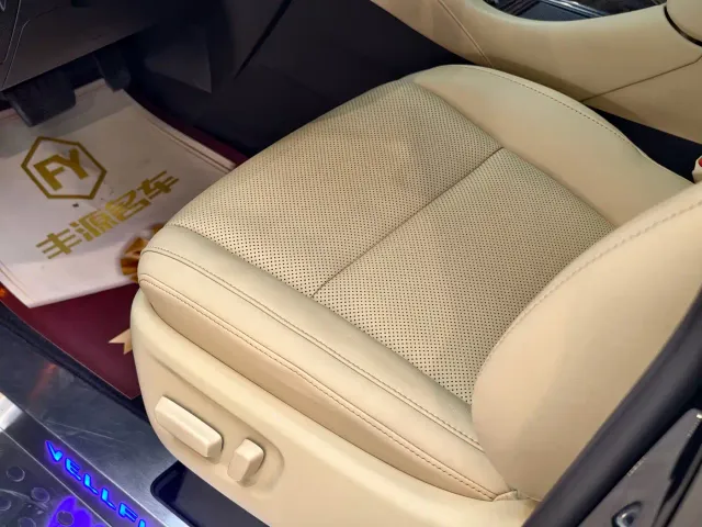 Toyota Vellfire — Фото автомобиля 7