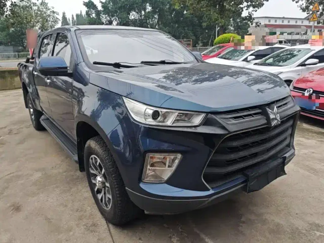 Isuzu TAGA Daka H — Фото автомобиля 3